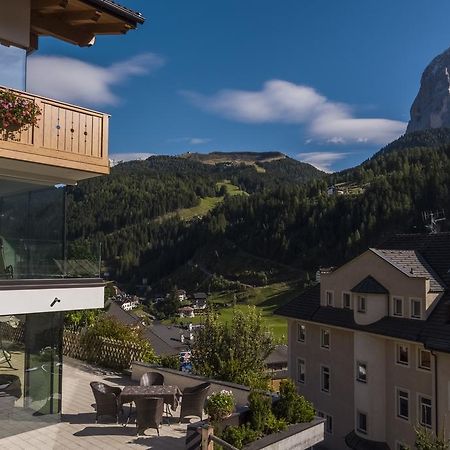 Hotel Garni Gardena - Appartments Santa Cristina Val Gardena Exterior photo
